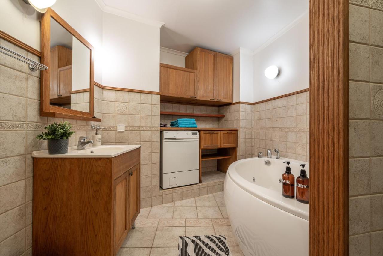 Old Town - Kohtu Apartment Tallinn Dış mekan fotoğraf