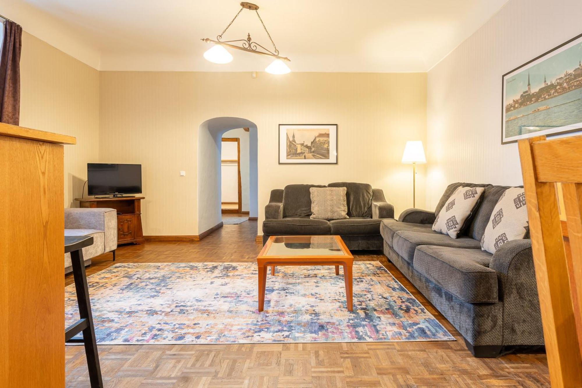 Old Town - Kohtu Apartment Tallinn Dış mekan fotoğraf